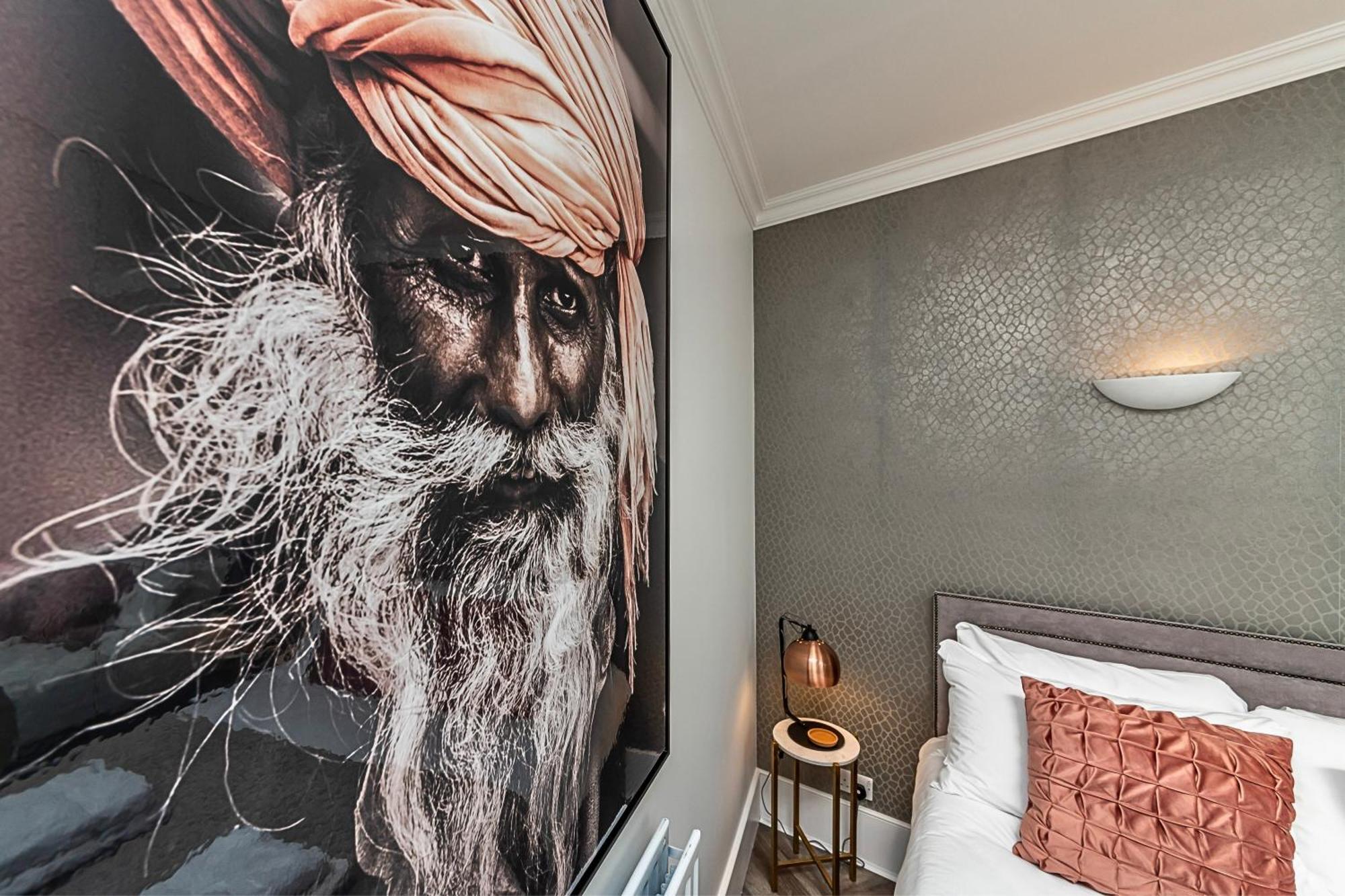 The Secret Kensington Garden Mews-2 Bedroom Full House-2 Train Lines- Spacious-Kings Road- Harrods -Chelsea Stadium-Private Small Patio Londýn Exteriér fotografie