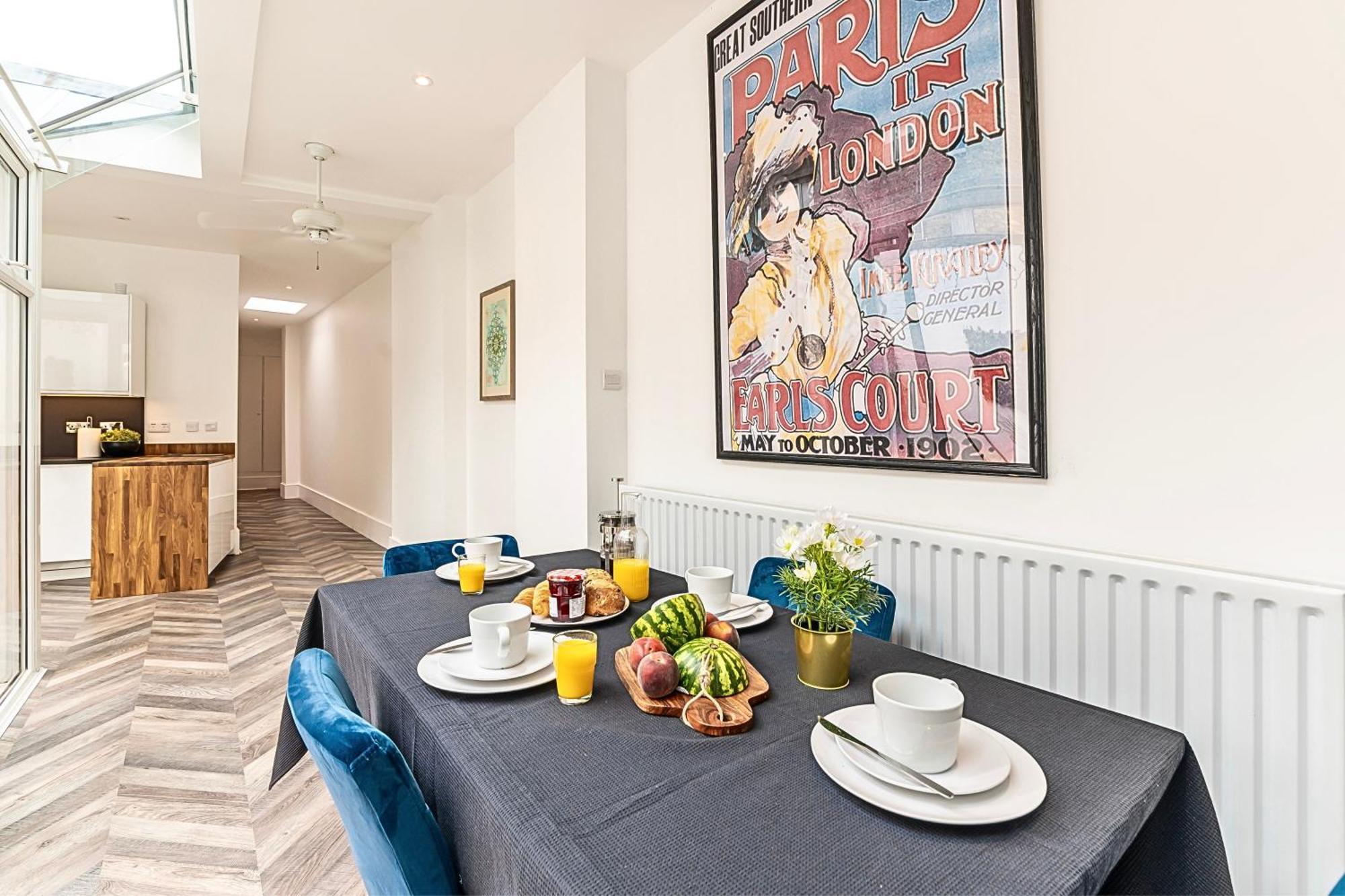 The Secret Kensington Garden Mews-2 Bedroom Full House-2 Train Lines- Spacious-Kings Road- Harrods -Chelsea Stadium-Private Small Patio Londýn Exteriér fotografie